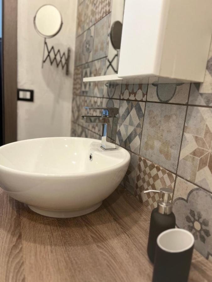 Casa Bravetta - Parking Private Apartment Рим Екстериор снимка