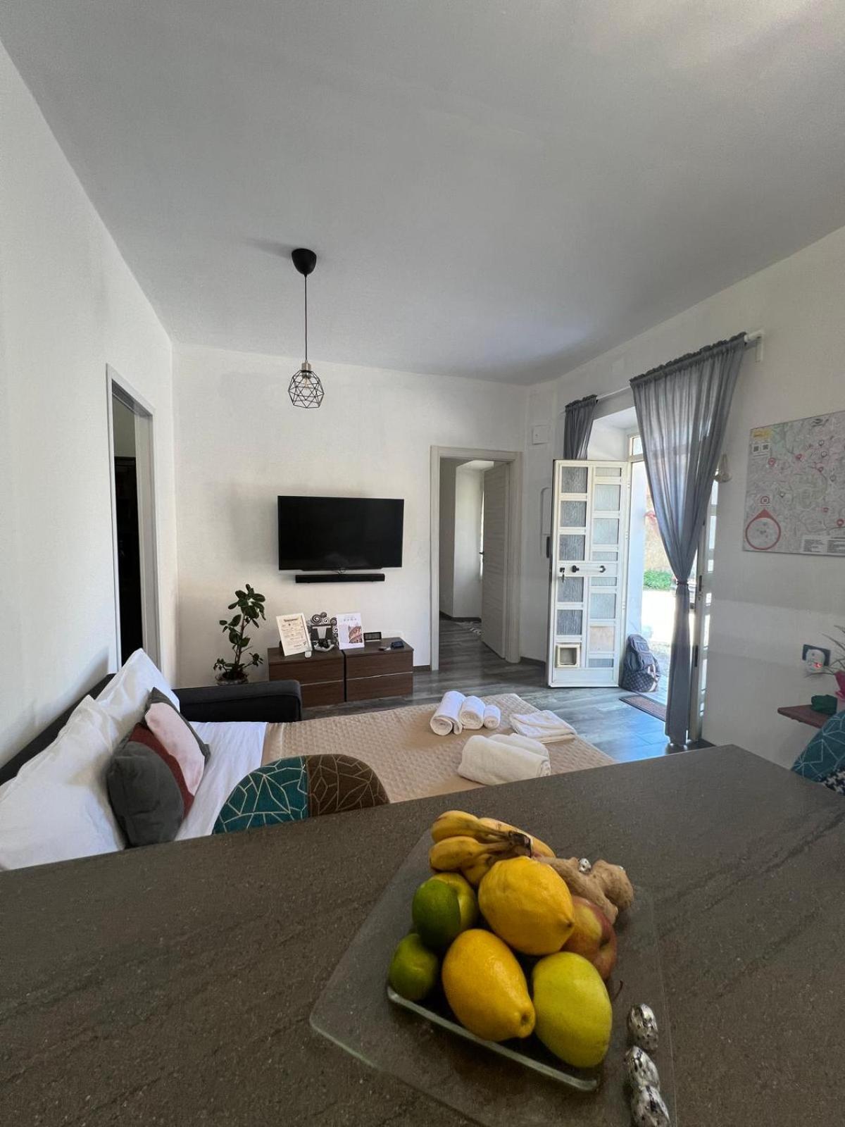 Casa Bravetta - Parking Private Apartment Рим Екстериор снимка