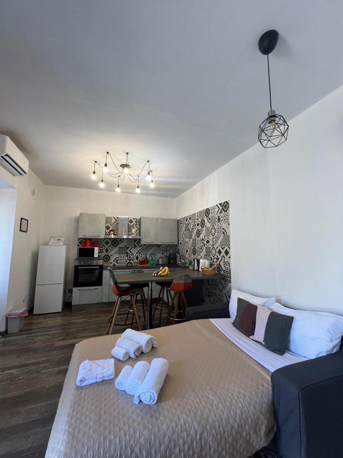 Casa Bravetta - Parking Private Apartment Рим Екстериор снимка
